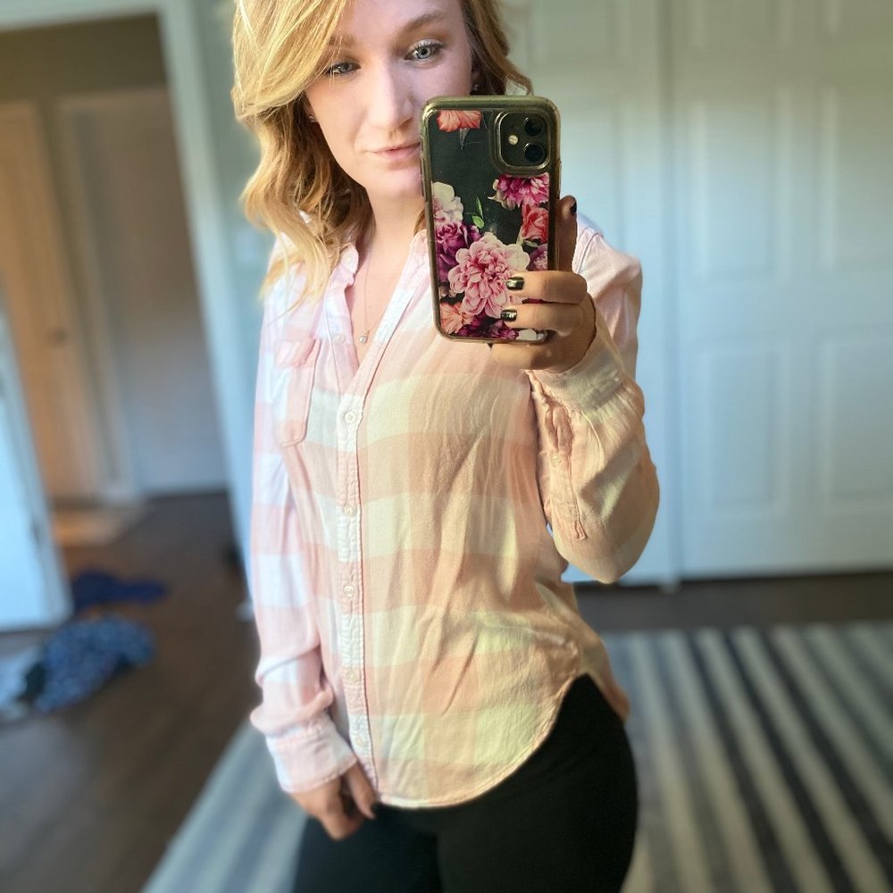 Abercrombie & Fitch Pink and White Button-Up